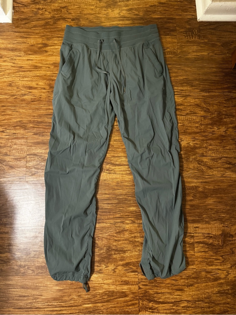 Lululemon Dance Studio Cinch Bottom Pants